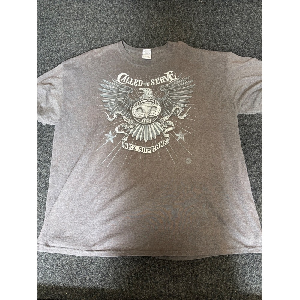 Gildan US Army Airborne Called To Serve Graphic T-Shirt Gray 2XL Nex Superne